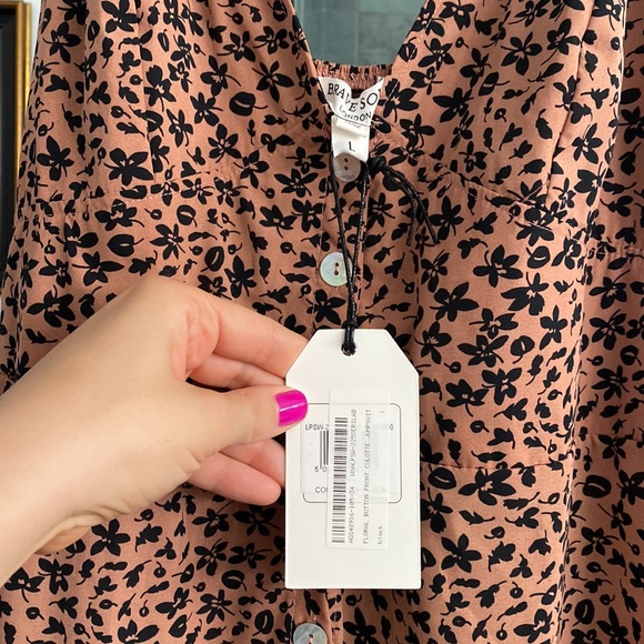 Romper - Picture 3 of 5